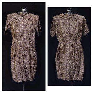 Vintage 60's Brown Floral Medallion Print Day Dress, Wide Collar & Pockets S/M